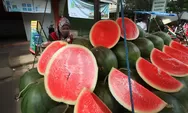 Semangka Kian Diminati Warga Abdya untuk Menu Berbuka Puasa