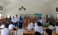 Lurah Selat Tengah Pantau Perdana Distribusi MBG di MTsN 1 Kapuas, Dorong Perluasan ke Sekolah Swasta