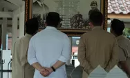 Momen Haru Prabowo Subianto Ziarah ke Makam Margono Djojohadikusumo Disambut Hangat Warga Banyumas