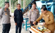 Resmikan Pabrik Paving Blok Batako, Wabup Suaib Mansur Harap Dapat Serap Tenaga Kerja Lokal