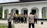 Peduli Lingkungan Personil Polres Nagan Raya Beserta Polsek Jajaran secara Serentak Melaksanakan  Bersih -bersih