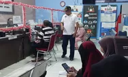 H-1 Idulfitri, Warga Datangi Disdukcapil, Sebagian Urus Kelengkapan Pendaftaran TNI-Polisi