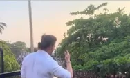 HEBOH! Shah Rukh Khan Sapa Penggemar di Balkon saat Lebaran Layaknya Konser