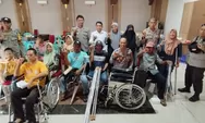 HUT Ke-78 Bhayangkara, Polres Palopo Serahkan Alat Bantu kepada 10 Penyandang Disabilitas
