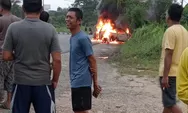 Viral Mobil Terios Terbakar di Depan SPBU Desa Rantau Puri