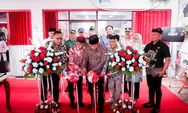 Menkop Ferry Resmikan Koperasi Merah Putih Tukangkayu, Banyuwangi Dijadikan Model Nasional Penguatan Ekonomi Kelurahan