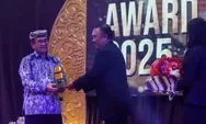 Bupati Imron Raih Penghargaan di IJTI Cirebon Raya Awards 2025