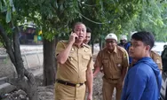 Tinjau Turap Longsor Rawalumbu, Wali Kota Bekasi: Hari Ini Langsung Dikerjakan