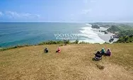 Wisata Puncak Kosakora, Keindahan Garis Pantai Selatan 