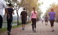 Temukan Waktu Ideal Jalan Kaki untuk Kurangi Bahaya Duduk Terlalu Lama