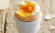 Telur Setengah Matang: Menyehatkan atau Justru Berisiko?