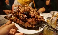 Sate Madura Legendaris di Bogor, Jenis Cuma 3 Tapi Bsa Ludes 10 Ribu Tusuk Sehari, Siap Antri!