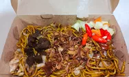Mie Tek-Tek Tampomas: Warkop Hits di Bogor yang Selalu Ramai Pengunjung