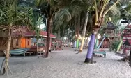 Pantai Kelapa Warna : HTM, Fasilitas, Hal Menarik