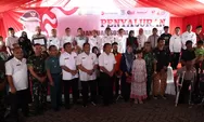 Dibungkus Reformasi Birokrasi Tematik, Pj Gubernur Banten Bagi-bagi Bansos di Tangsel