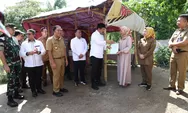 Pj Gubernur Banten Dampingi Menteri ATR / BPN Serahkan Sertifikat di Grogol Indah