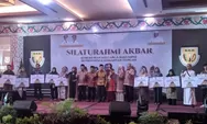 100 Orang Warga Dayak Bakumpai Diumrohkan Gubernur Kalimantan Tengah Sugianto Sabran