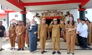 Masuk Kantor Perdana, Bupati dan Wabup Mura Disambut Antusias