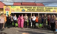 Forkopimda Mura Berbagi Parcel Lebaran Kepada Petugas Jaga
