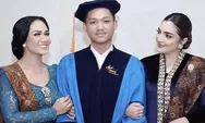 Beri Bunga ke KD dan Ashanty di Momen Wisuda, Azriel Meneteskan Air Mata