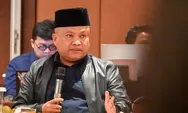 DPR Singgung Gaji Guru Swasta Disamakan Buruh, Guru di Jabar Bisa Digaji Rp2,3 Juta hingga Rp5,9 Juta