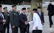 Momen Haru Presiden Prabowo Berbincang Singkat dengan Ajudan Setia Try Sutrisno 16 Tahun di Pemakaman TMP Kalibata