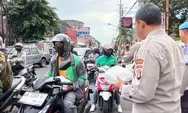 Polresta Yogyakarta Gelar Aksi Sosial, Bagi-bagi Makanan kepada Pengguna Jalan Jelang Buka Puasa