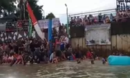 Unik! Ritual Keramas Bareng di Sungai Cisadane dalam Menyambut Ramadhan