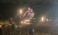 Coldplay Ganti Bendera Pelangi dengan Warna Putih Bertuliskan Cinta