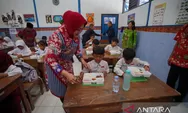 Sri Mulyani Tinjau Uji Coba MBG di SDN 1 Prambanan dan SMPN 4 Klaten
