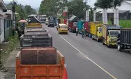 Ratusan truk blokade jalan nasional Temanggung-Wonosobo protes kebijakan zero ODOL