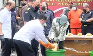 Ironi pabrik sabu di tengah kampung