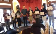Taru Martani Berikan Penghargaan kepada Enam Pegawai Teladan