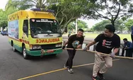 Tarik Dorong Ambulans 2,5 Ton Jadi Ajang Unjuk Kekuatan dan Kekompakan Relawan Kesehatan Semarakkan HKN 2025 di Karanganyar 