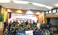 Tahap pertama, 29 relawan Muhammadiyah DIY diberangkatkan ke Aceh untuk membantu korban bencana alam banjir dan tanah longsor