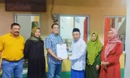Hargai Jerih Payah Perjuangan Para Ustad Cerdaskan Masyarakat, Irwan P Abdurrachman Berikan Akta Yayasan Gratis!