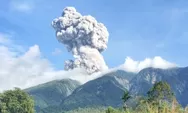 Gunung Merapi di Sumbar Meletus Besar