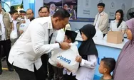 Peringati HUT ke-59, Bulog Bagikan 1.000 Paket Sembako untuk Penerima Manfaat