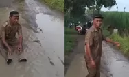 Protes Jalan Rusak Tak Kunjung Diperbaiki, Kades di Sragen Nekat Aksi Mandi Lumpur
