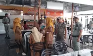 Razia Jam Kerja di Aceh, Sejumlah ASN Ketahuan Nongkrong di Warkop