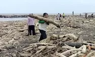 Dampak Banjir Bandang Guci Terlihat hingga Pantai Larangan Tegal, Kayu dan Pipa Berserakan