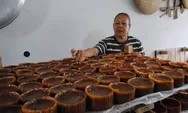 Produksi Kue Keranjang Khas Imlek di Kota Tasikmalaya Tak Lagi Menguntungkan