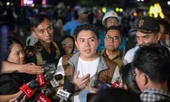 Bazar Rakyat Monas Ramaikan Lebaran, Seskab Teddy Sebut Antusiasme Tinggi Dorong Ekonomi Kreatif dan UMKM