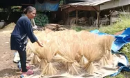 Pesanan Tusuk Sate di Kota Tasikmalaya Melejit Jelang Idul Adha, Produksi Tusuk Sate Digeber Meski Minim SDM
