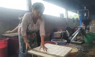 Kota Tasikmalaya Krisis Tahu Tempe, Harga Kedelai Melonjak, Pembeli Berburu ke Pasar Cikurubuk Usai Subuh