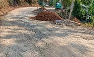 Enam Jalan Belum Beres, Warga Kembali Menunggu