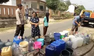 KAHMI, HMI dan Tagana Salurkan 12.000 Liter Air Bersih di Tasikmalaya