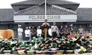 5.599 Botol Miras Dimusnahkan di Ciamis, Bupati Herdiat Sunarya Ungkap Dampaknya terhadap Kriminalitas