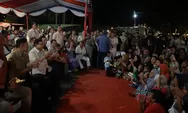 Suasana Malam Tahun Baru Remaja hingga Orang Tua Tapsel di Pengungsian Bareng Prabowo: Senang Sekali!
