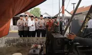 Peduli Warga, Polres Kediri Bangun Sumur Bor dan Bagi Sembako di Desa Belor